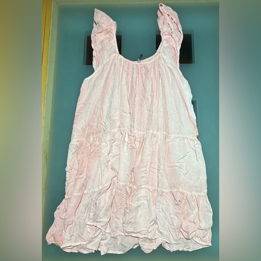 Raviya swim coverup; pink and white size XL